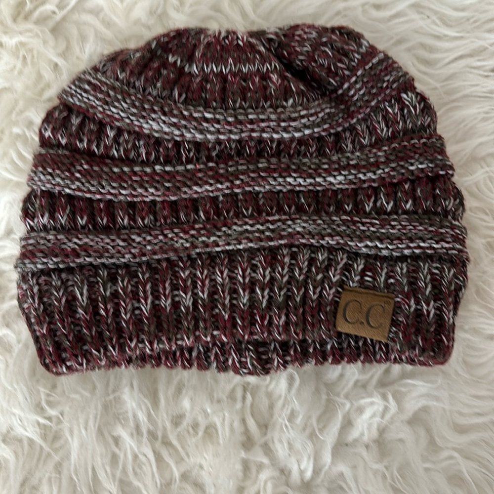 C.C WOMENS Pink Knit Toque burgundy mix colors
